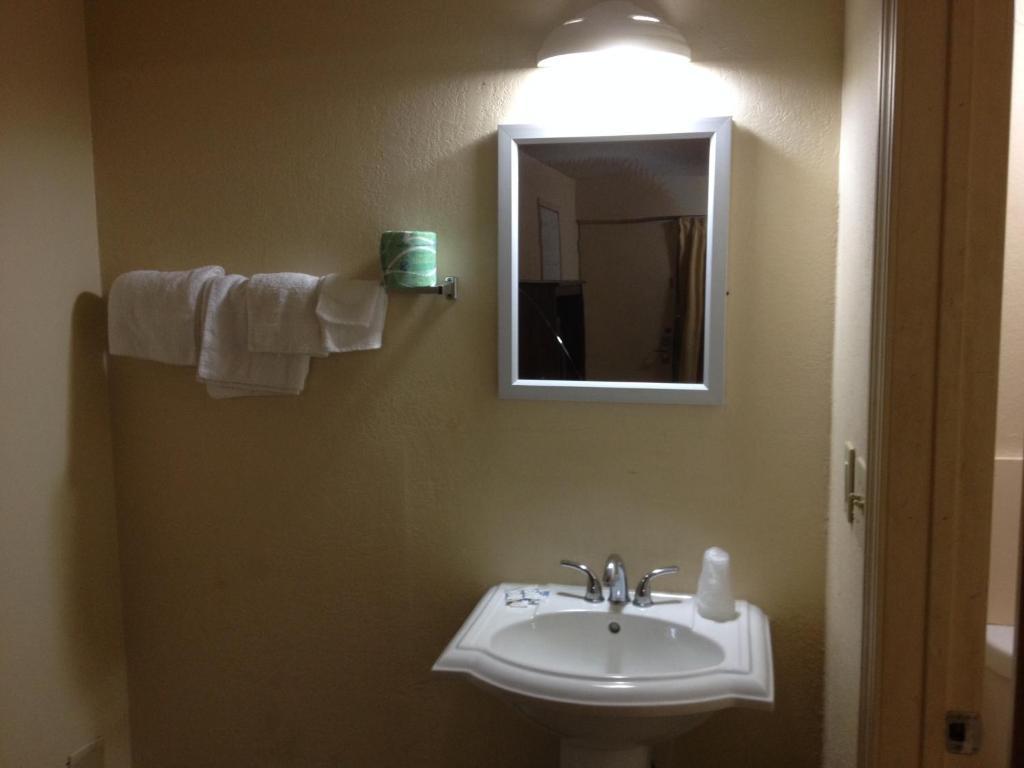 Delta Inn Waco Zimmer foto